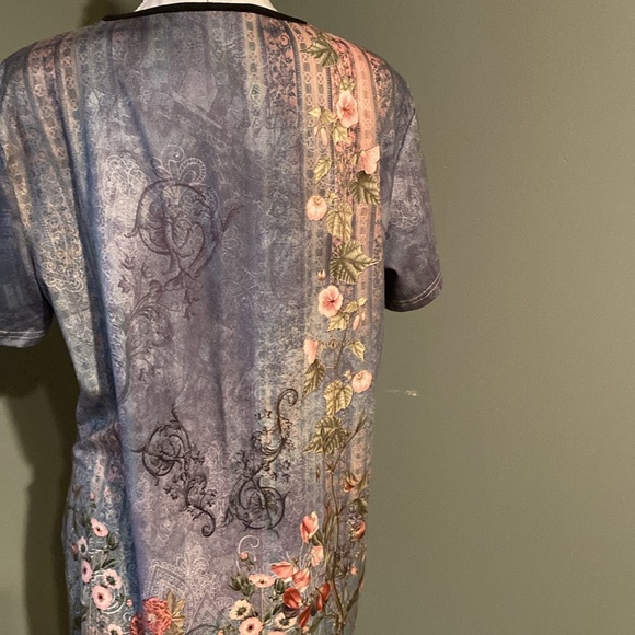 Pixie Lady top. Size large - Picture 2 of 8